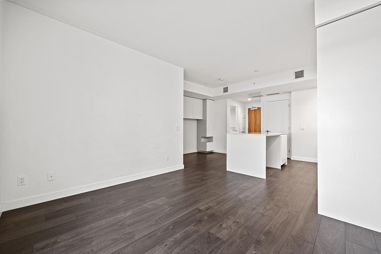 2703 - 6463 Silver Avenue, Burnaby, V5H 0K4 — photo 2