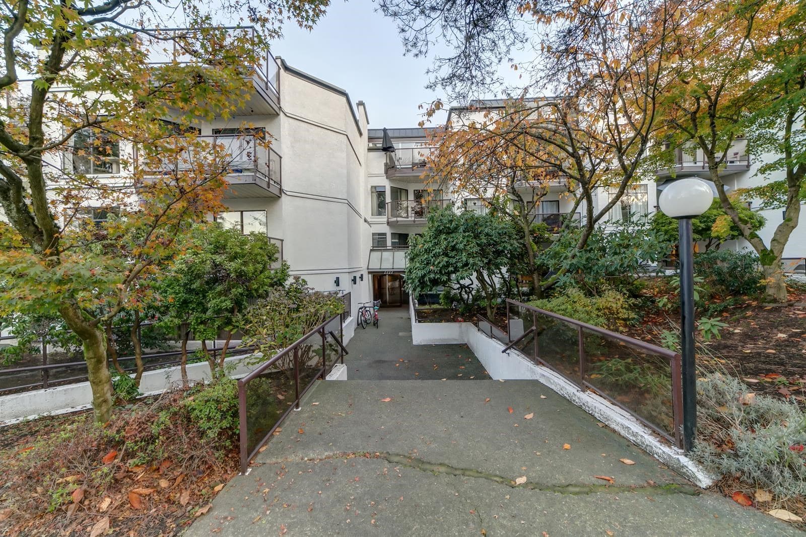 204 - 2222 Prince Edward Street, Vancouver