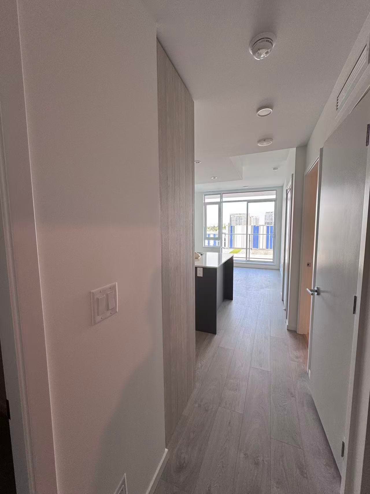 565 - 6600 Minoru Boulevard, Richmond, V6Y 1Y3 — photo 3