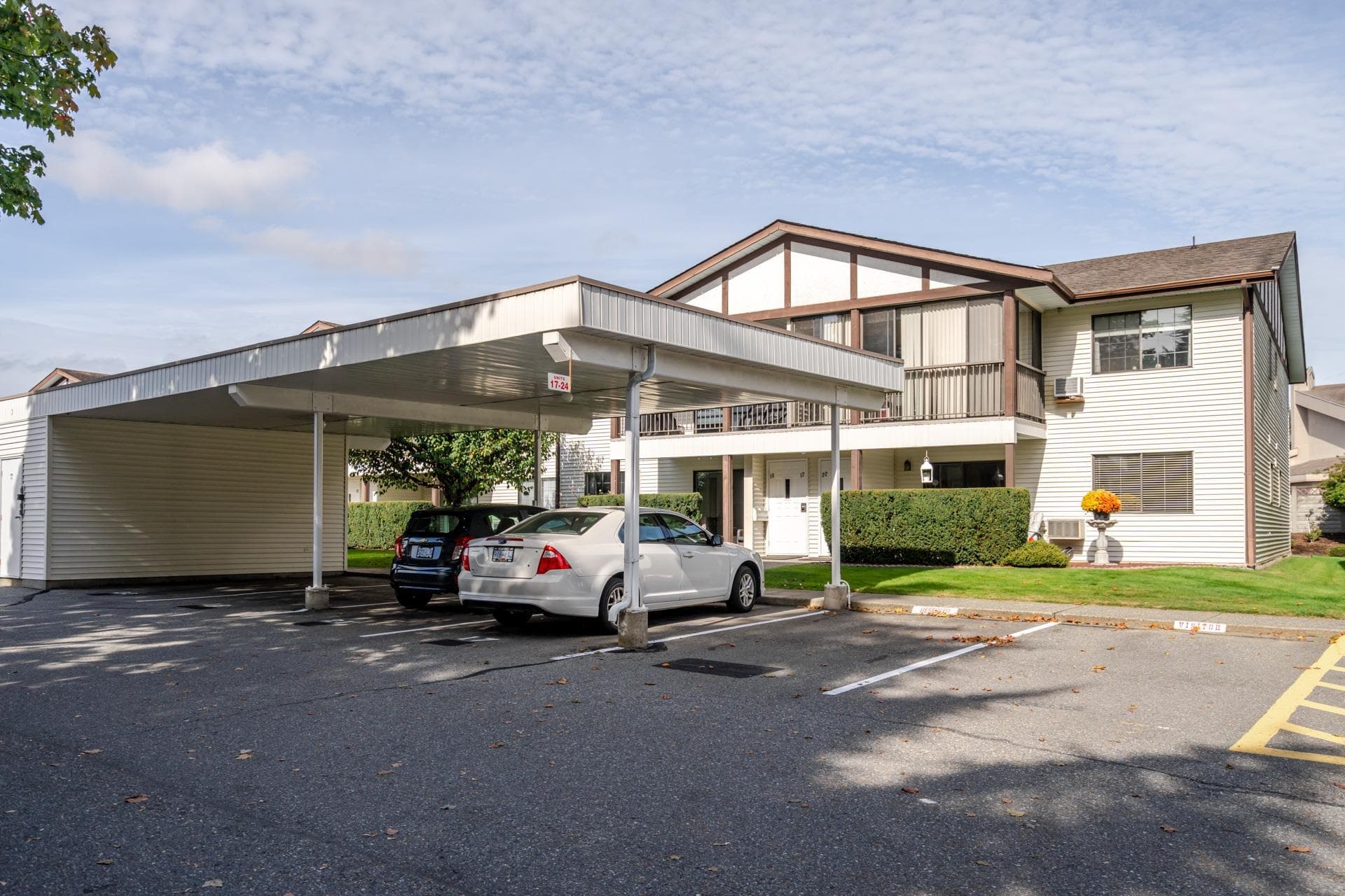 17 - 32718 Garibaldi Drive, Abbotsford, V2T 5T6 — photo 2