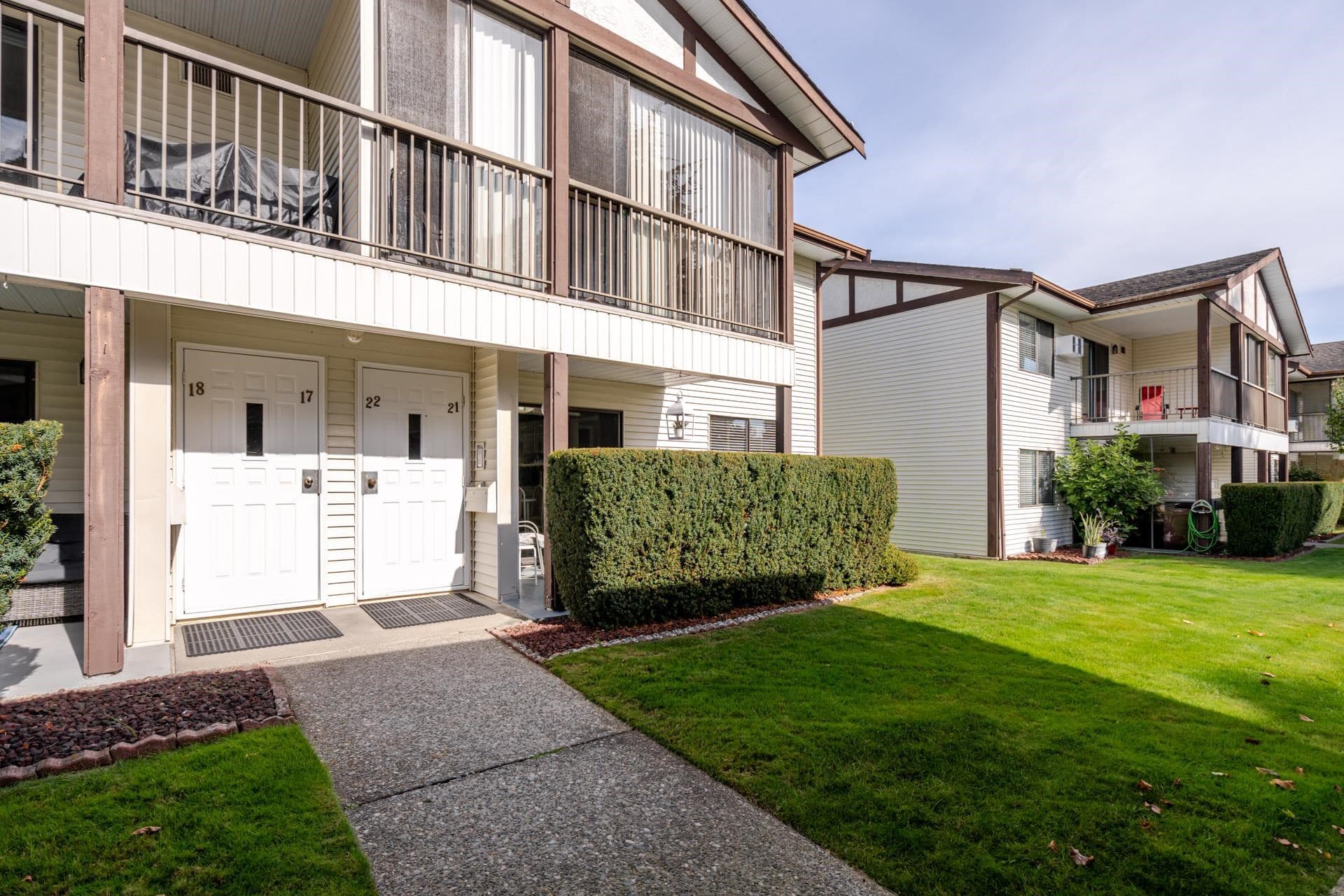 17 - 32718 Garibaldi Drive, Abbotsford, V2T 5T6 — photo 3