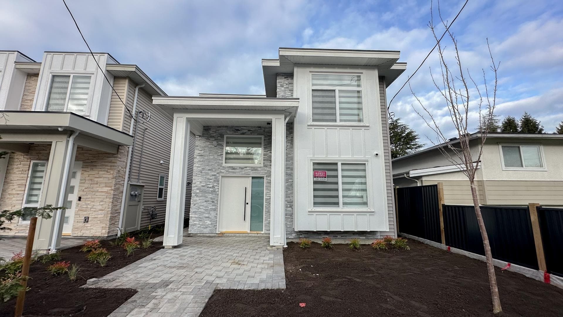 10655 No. 1 Road, Richmond, V7E 2E8 — photo 1