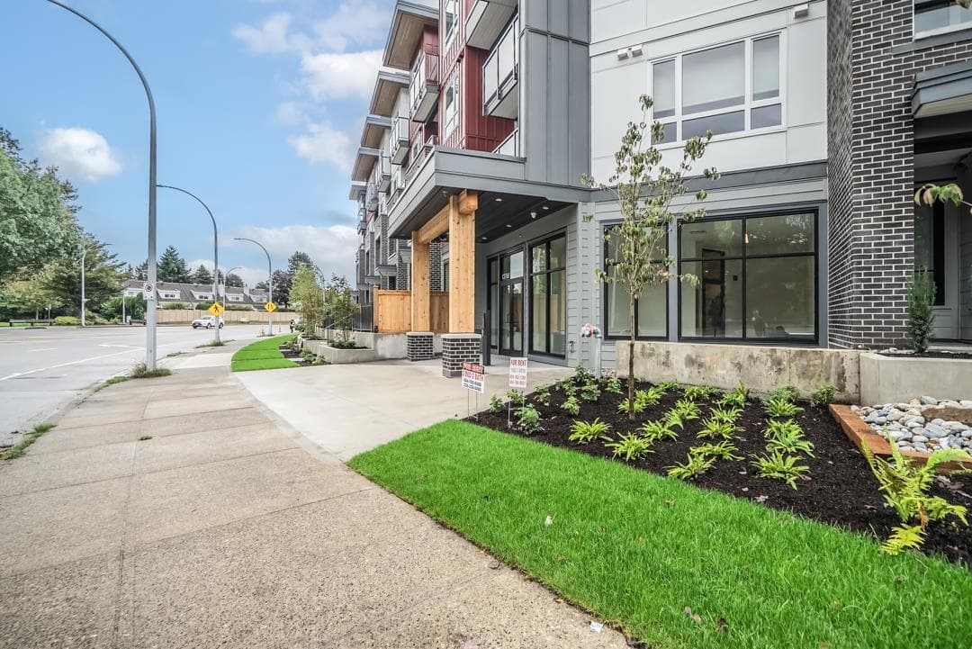 406 - 13788 76 Avenue, Surrey, V3W 3V9 — photo 2
