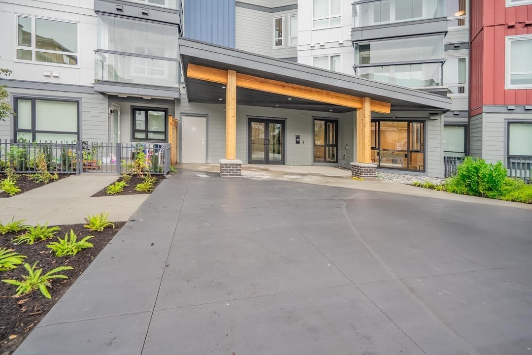 406 - 13788 76 Avenue, Surrey, V3W 3V9 — photo 5