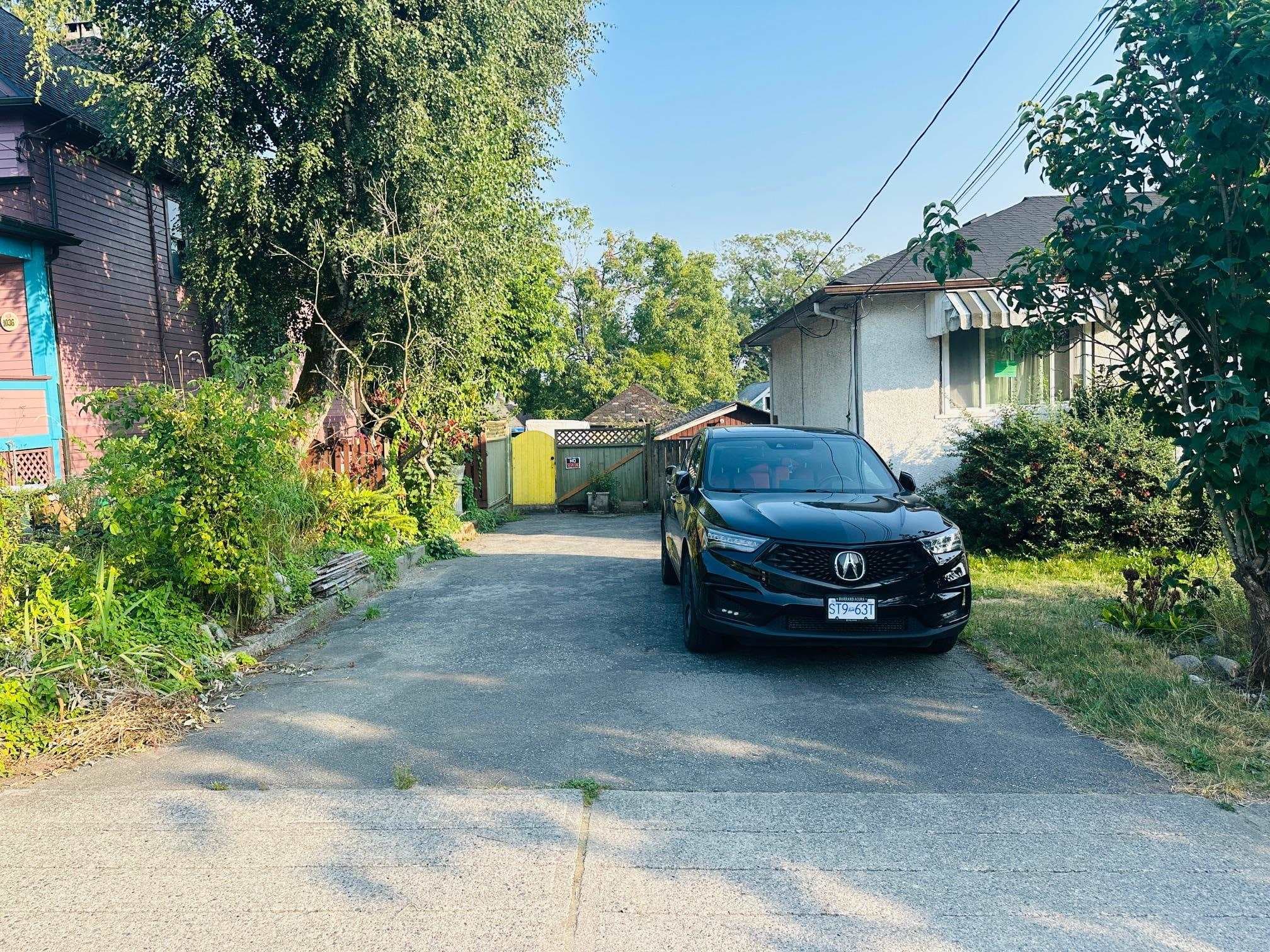 1038 Seventh Avenue, New Westminster, V3M 2J5 — photo 3