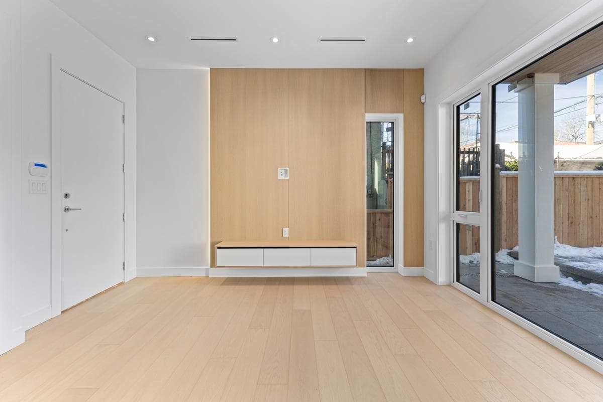 2 - 1315 W 64th Avenue, Vancouver, V6P 2M9 — photo 2