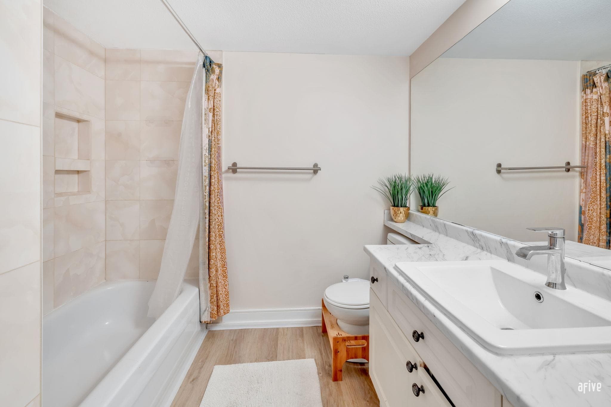 232 - 13900 Hyland Road, Surrey, V3W 1K4 — photo 4