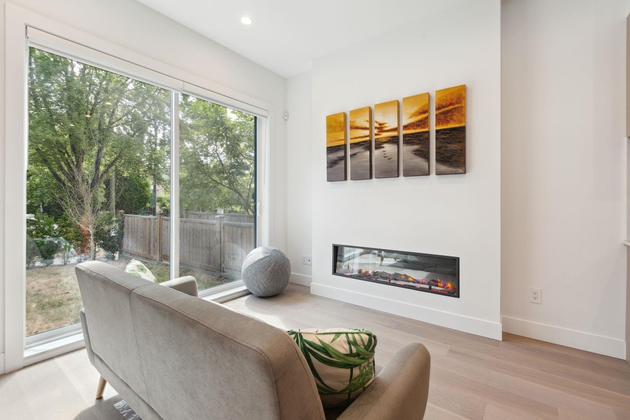 7855 Ontario Street, Vancouver, V5X 3C8 — photo 3