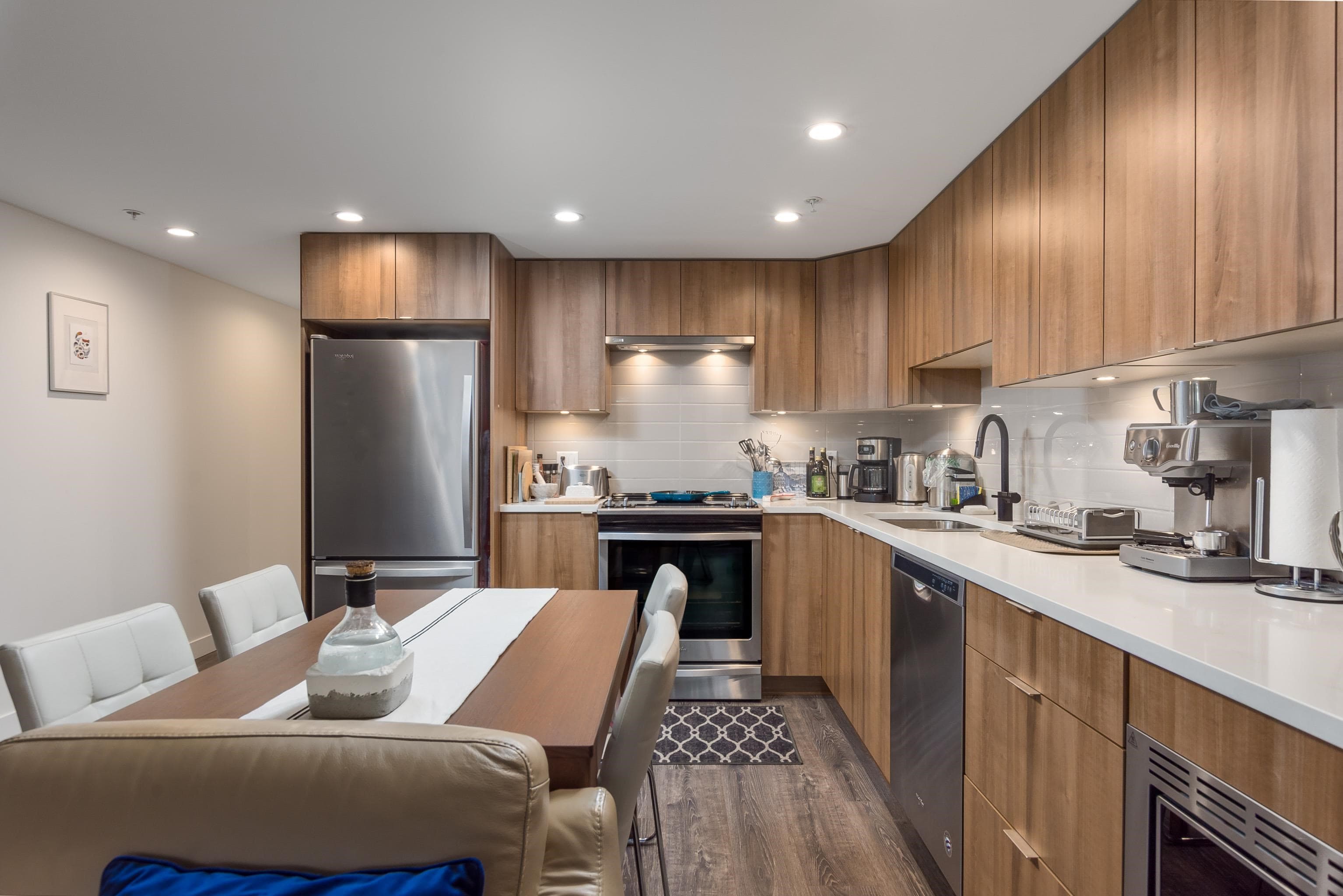 304 - 1365 Pemberton Avenue, Squamish, V8B 1B7 — photo 2