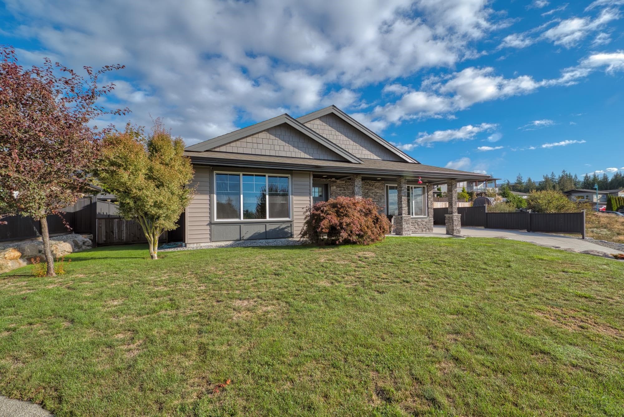 6252 Oracle Road, Sechelt