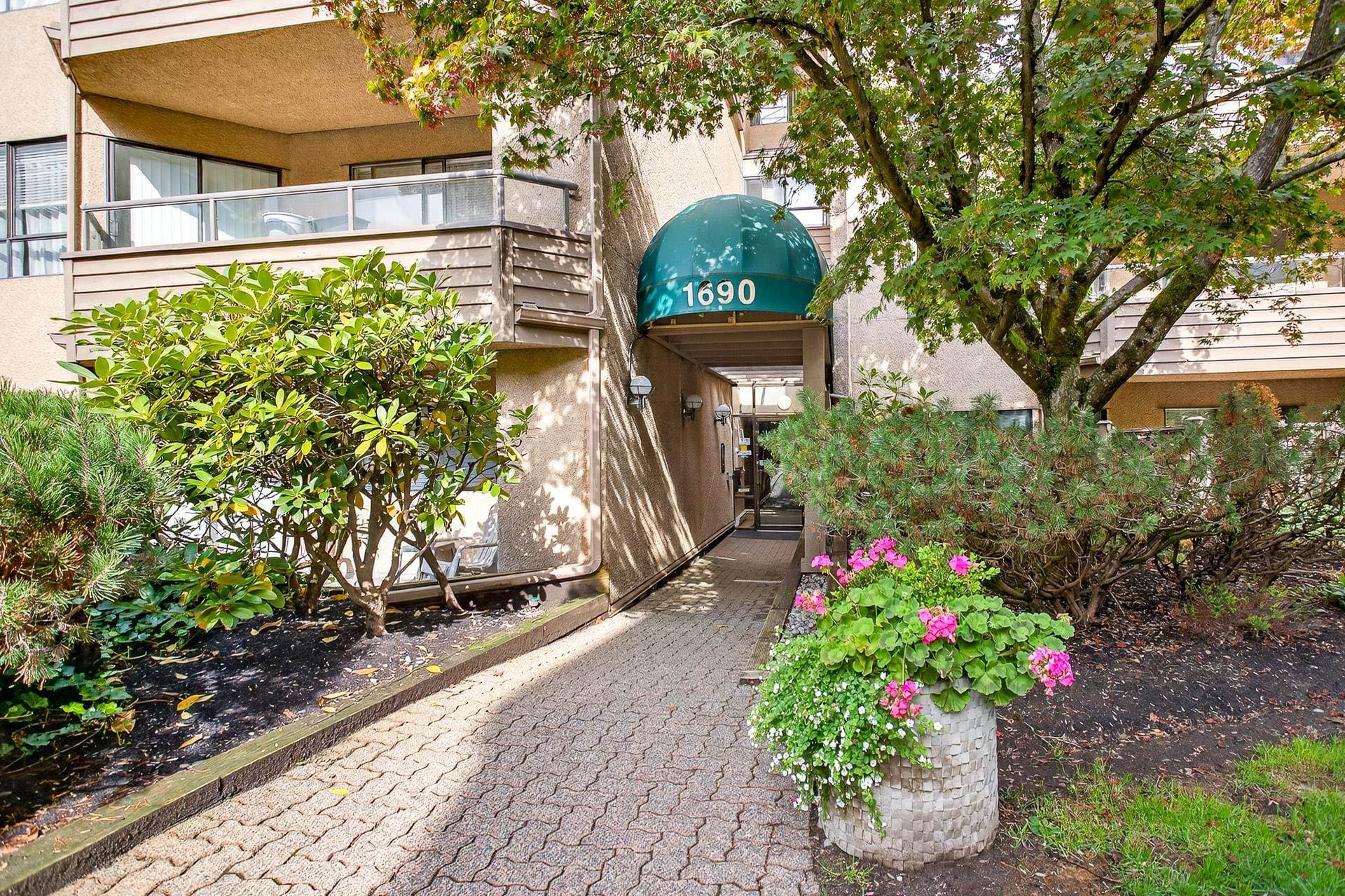 308 - 1690 Augusta Avenue, Burnaby, V5A 2V6 — photo 3