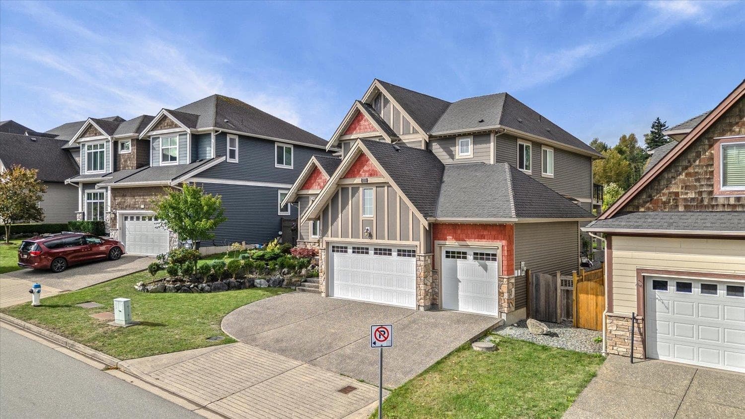 2203 Riesling Drive, Abbotsford, V4X 0A6 — photo 2