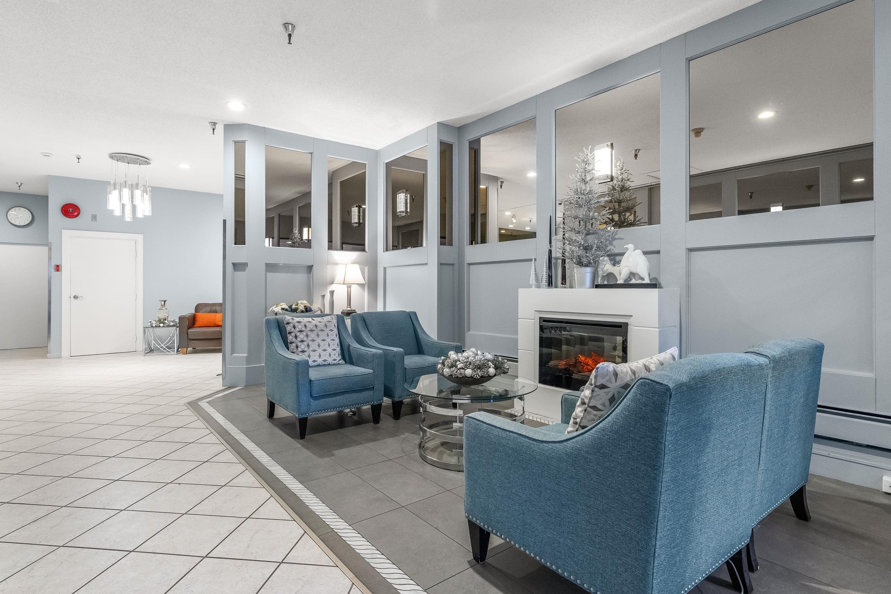 405 1480 Foster Street, White Rock, V4B 3X7 — photo 3