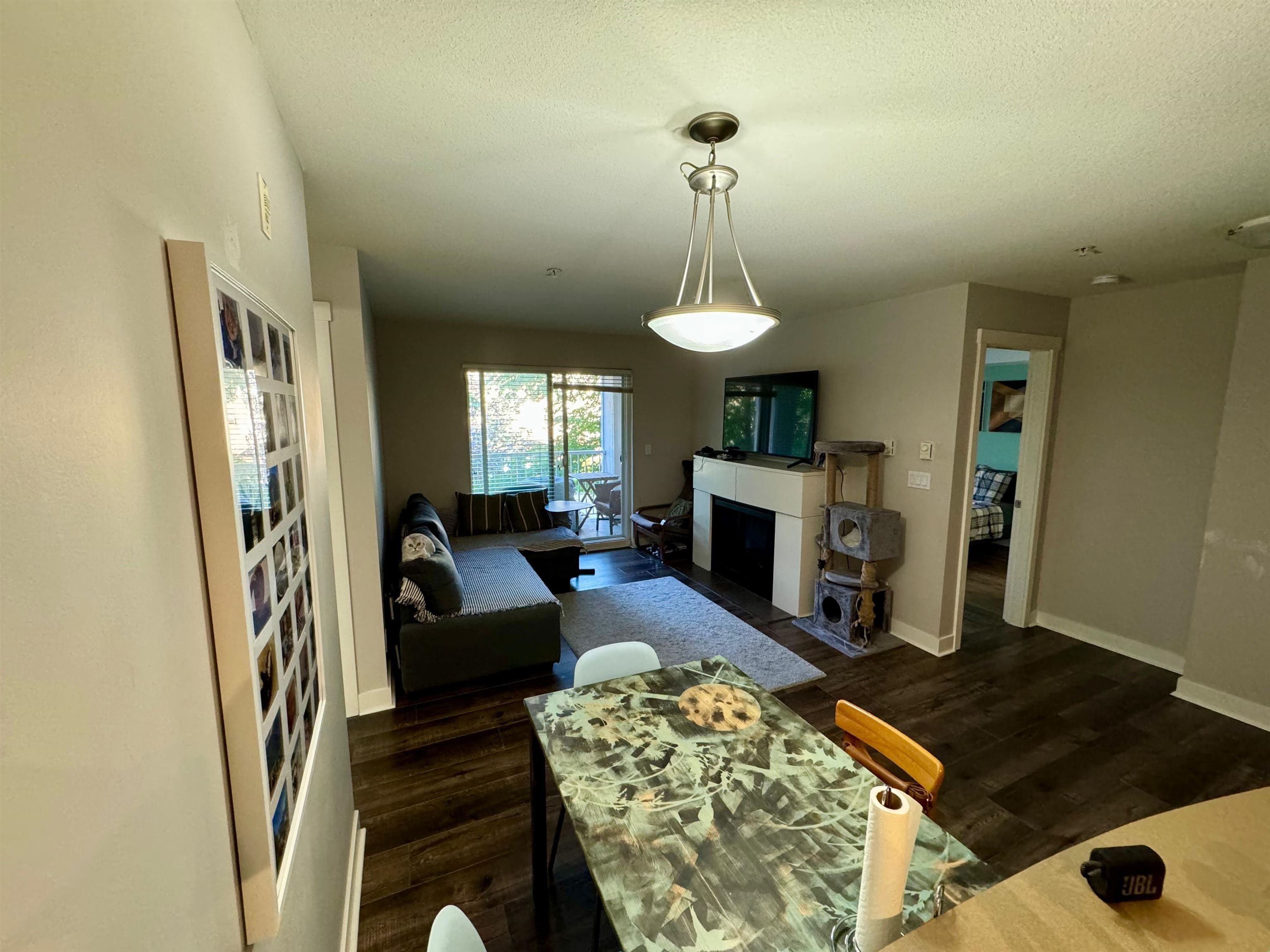 206 - 19388 65 Avenue, Surrey, V4N 5S1 — photo 2