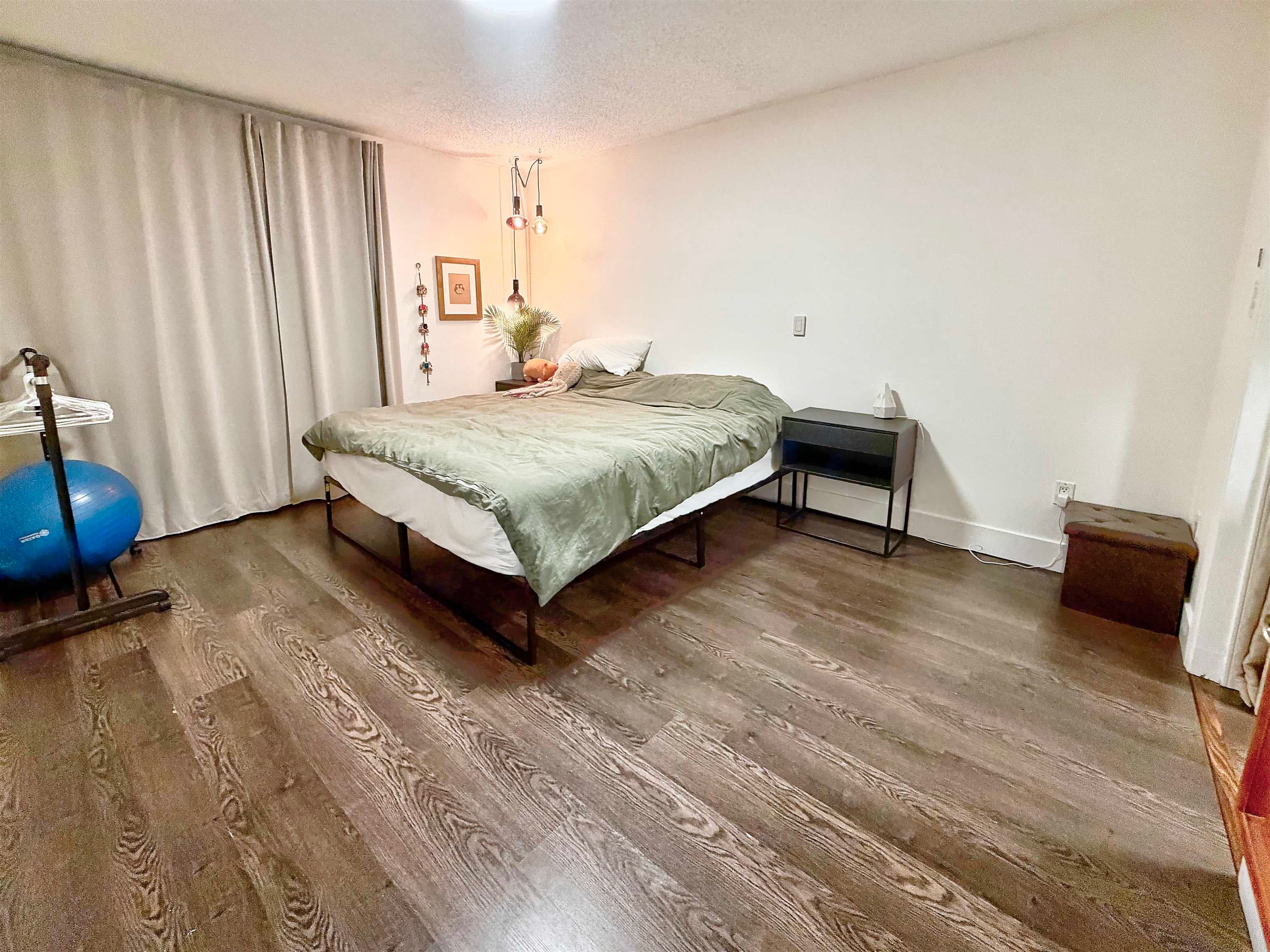 218 - 9857 Manchester Drive, Burnaby, V3N 4P5 — photo 5