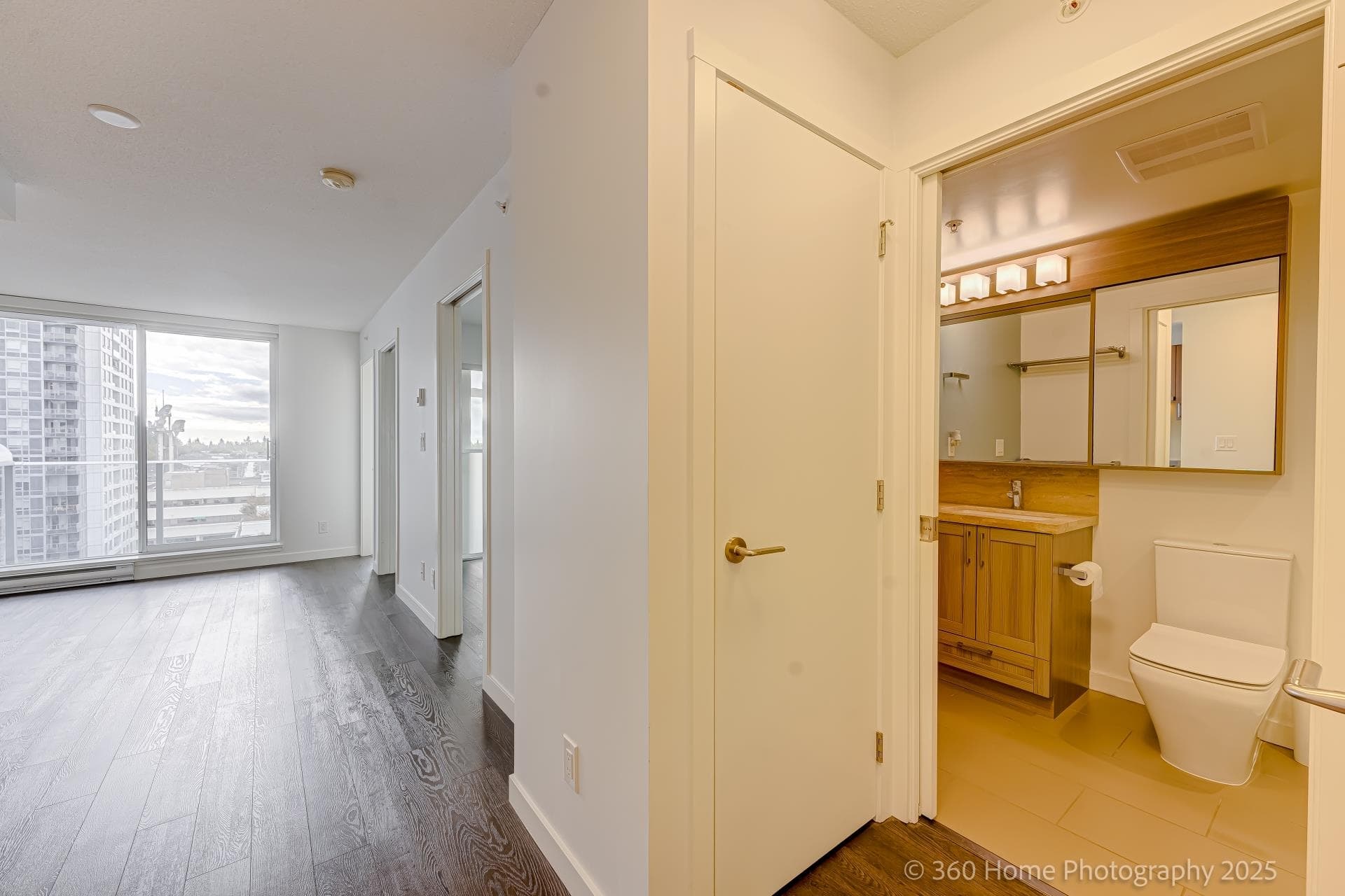 1803 - 5470 Ormidale Street, Vancouver, V5R 4P9 — photo 4