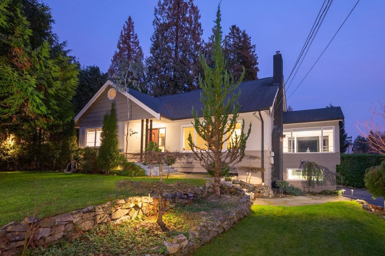 1310 29th Street, West Vancouver — sold
