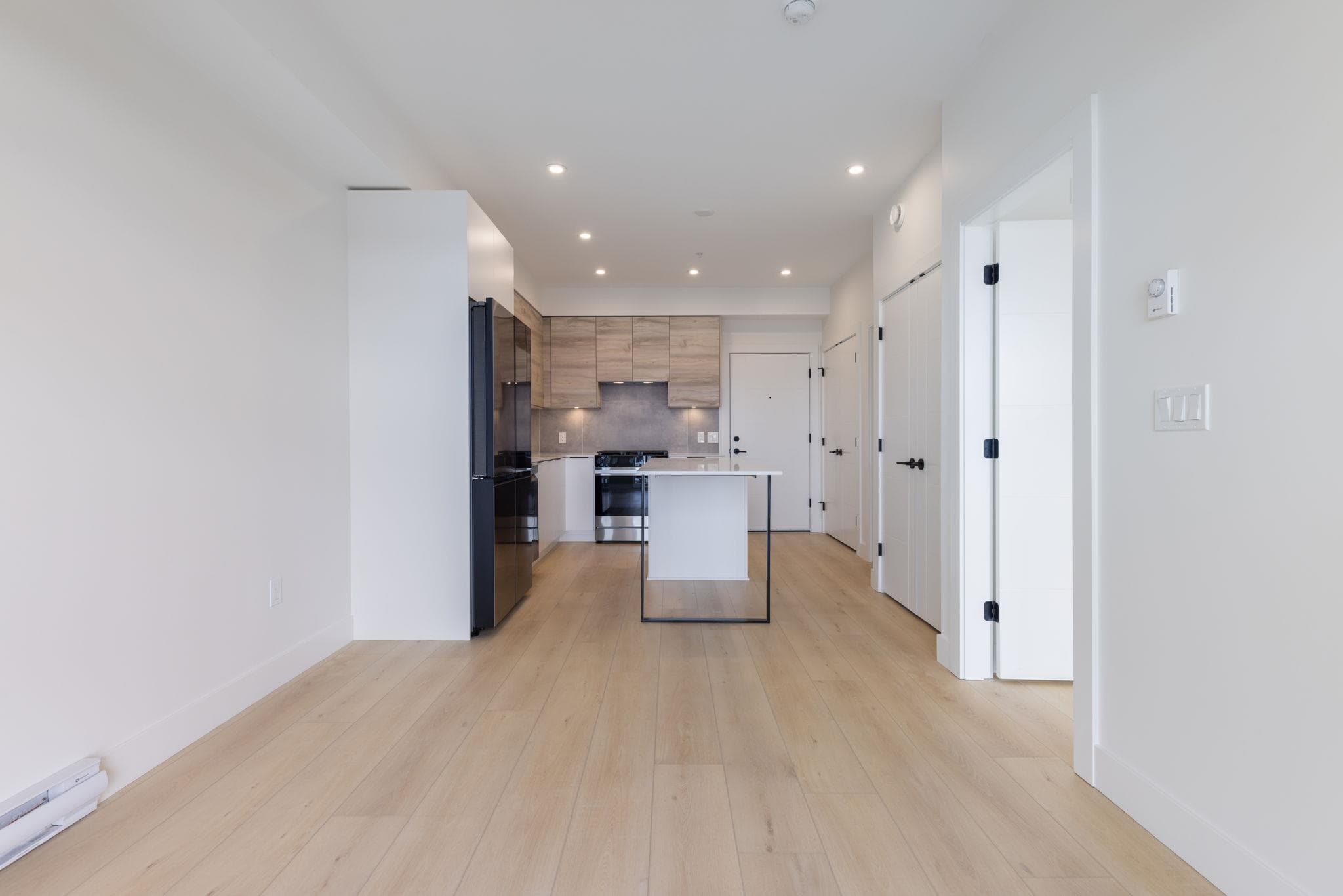 210 - 30490 Cardinal Avenue, Abbotsford, V2T 0C5 — photo 3