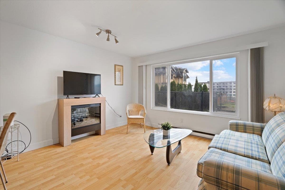 663-665 Harrison Avenue, Coquitlam, V3J 3Z6 — photo 5