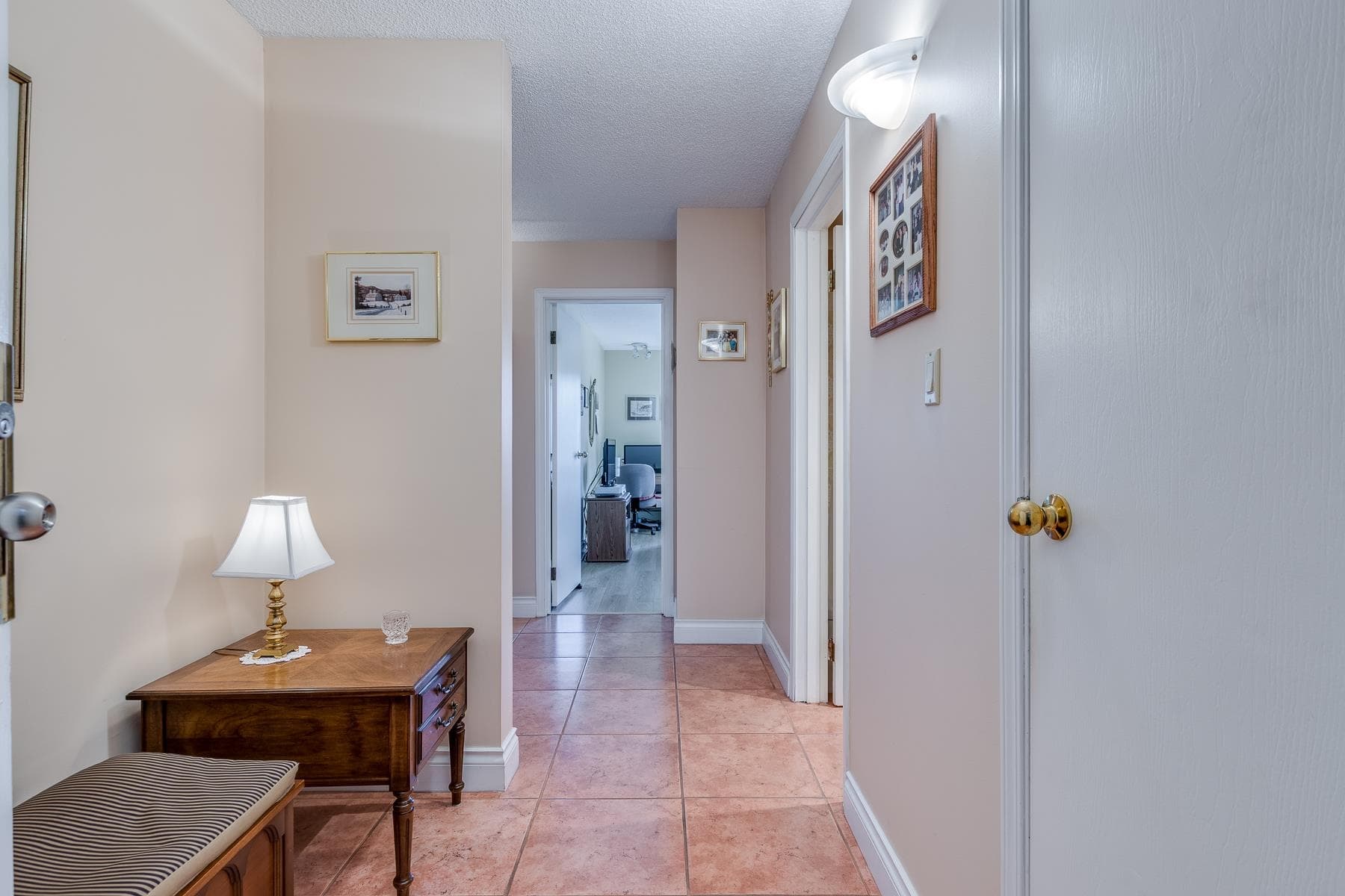 304 - 13977 74 Avenue, Surrey, V3W 6G6 — photo 3