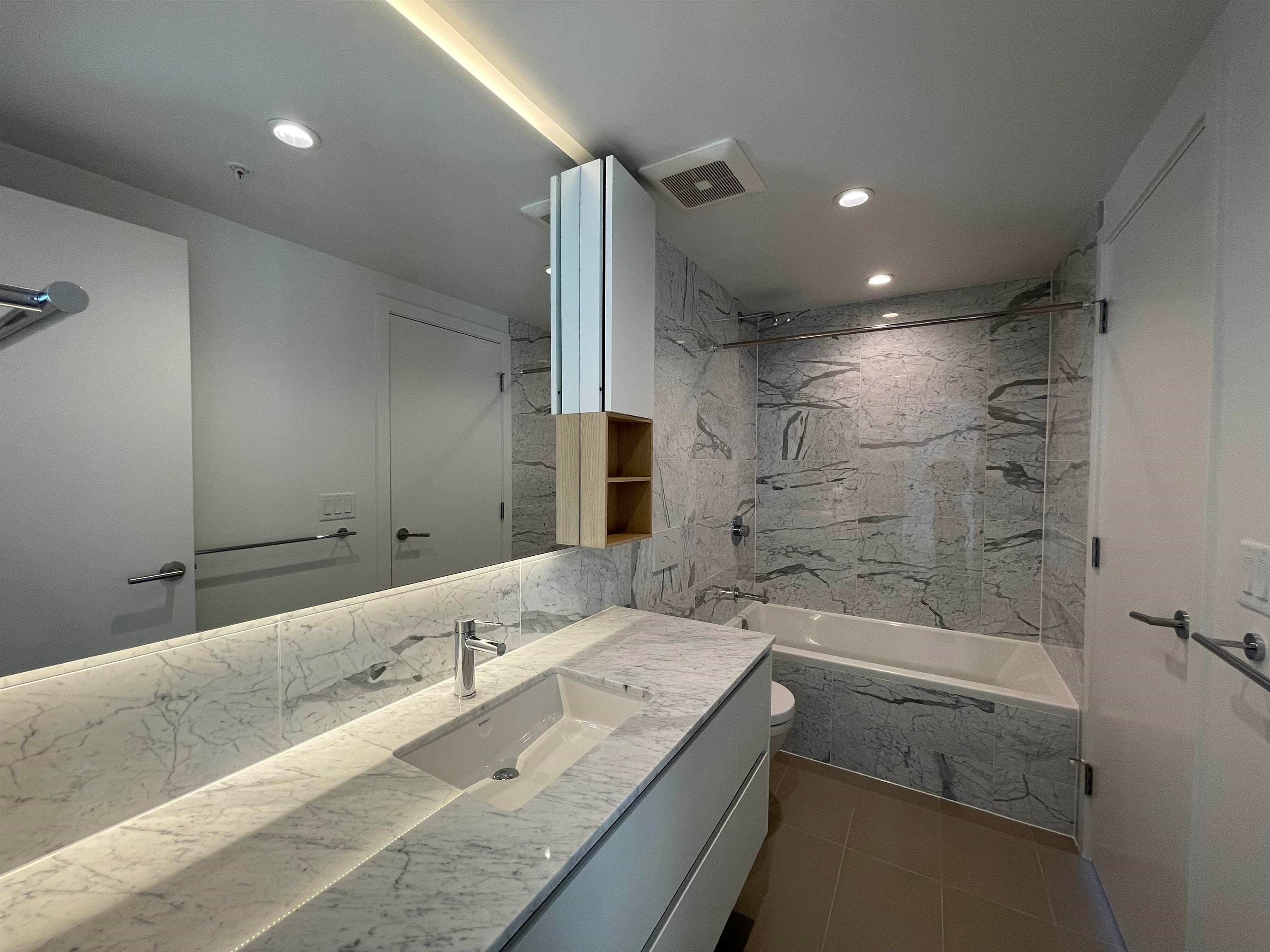 1305 - 6000 Mckay Avenue, Burnaby, V5H 4M4 — photo 5