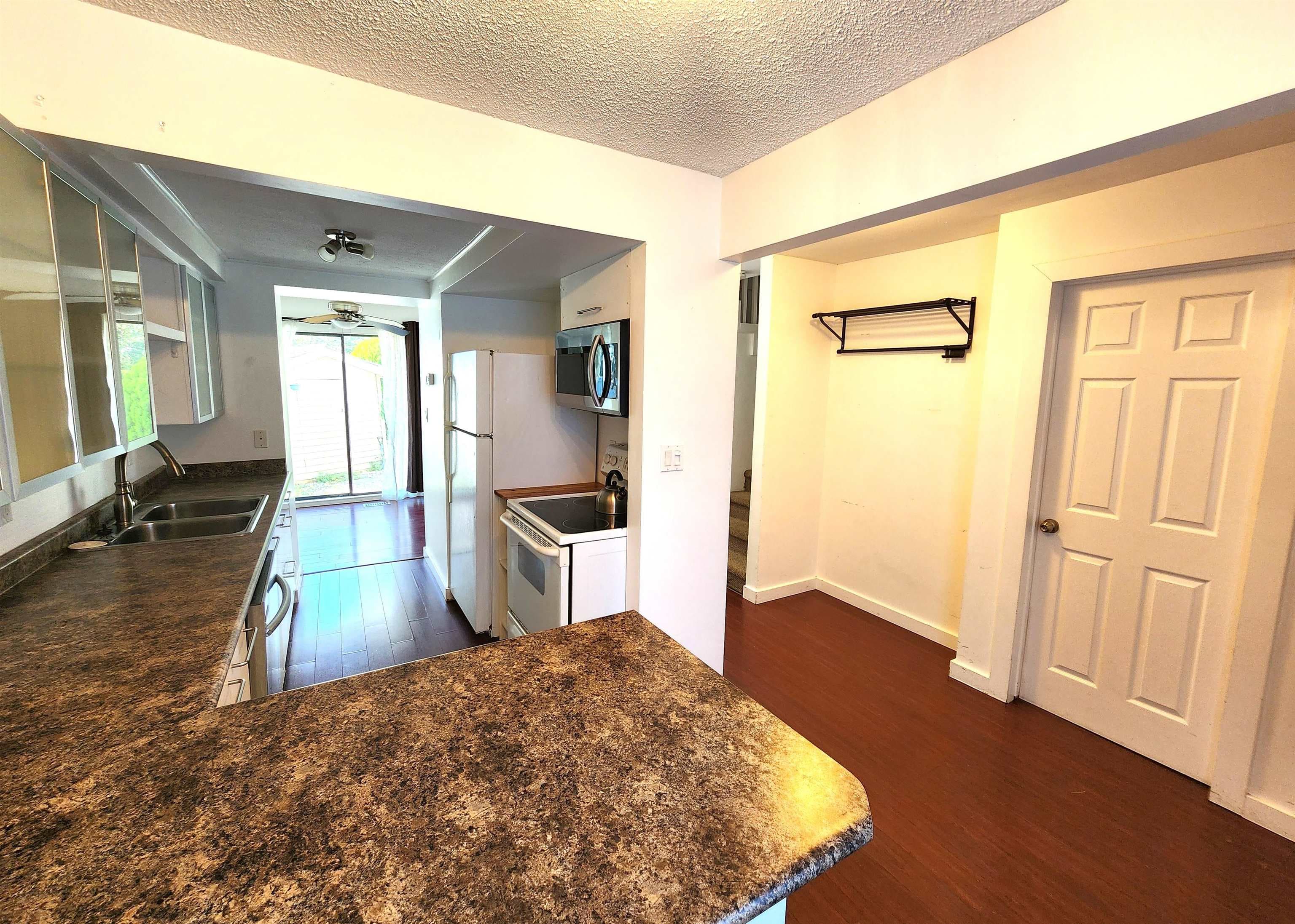 26888 32 Avenue, Langley, V4W 3L5 — photo 5