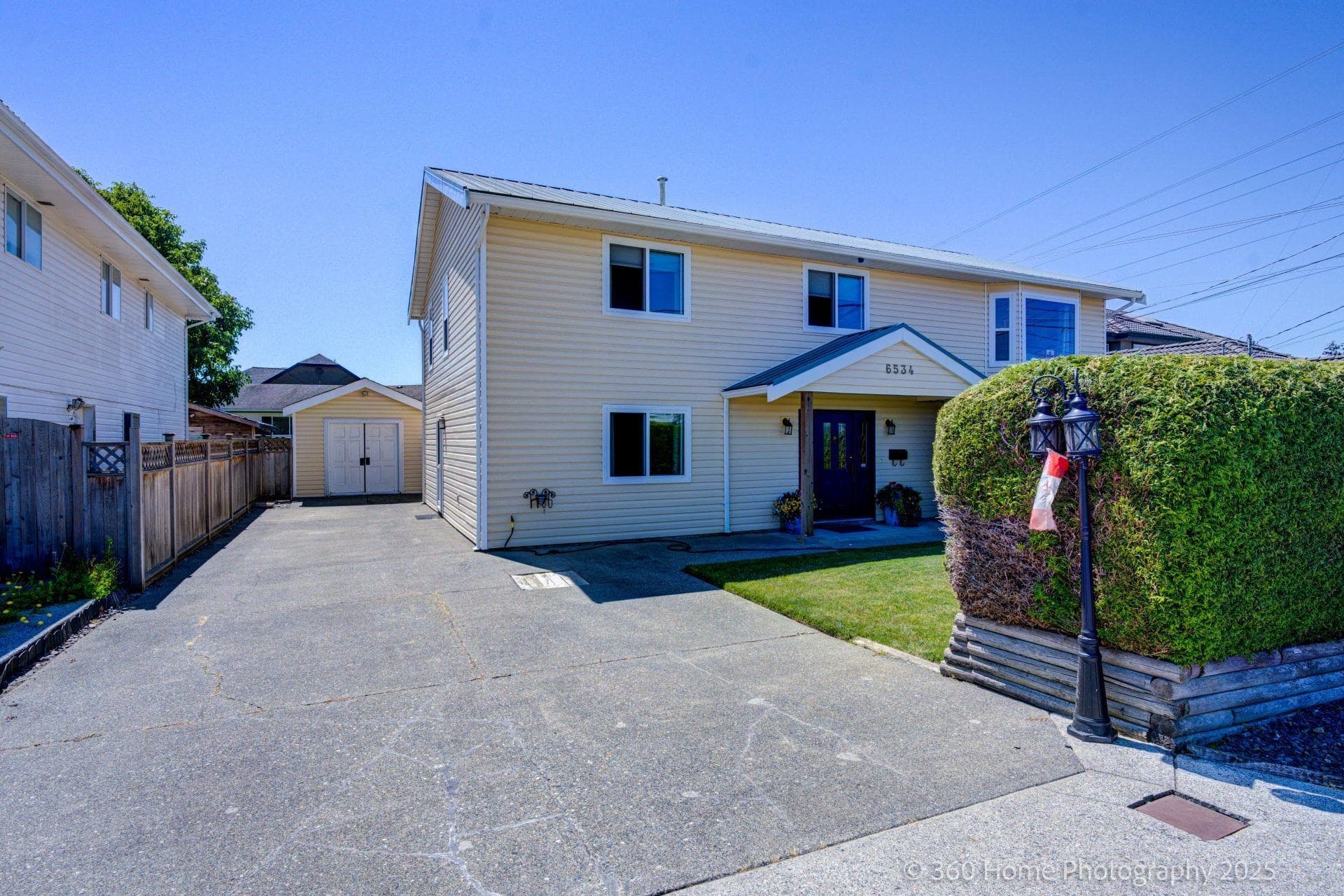 6534 Holly Park Drive, Delta — sold