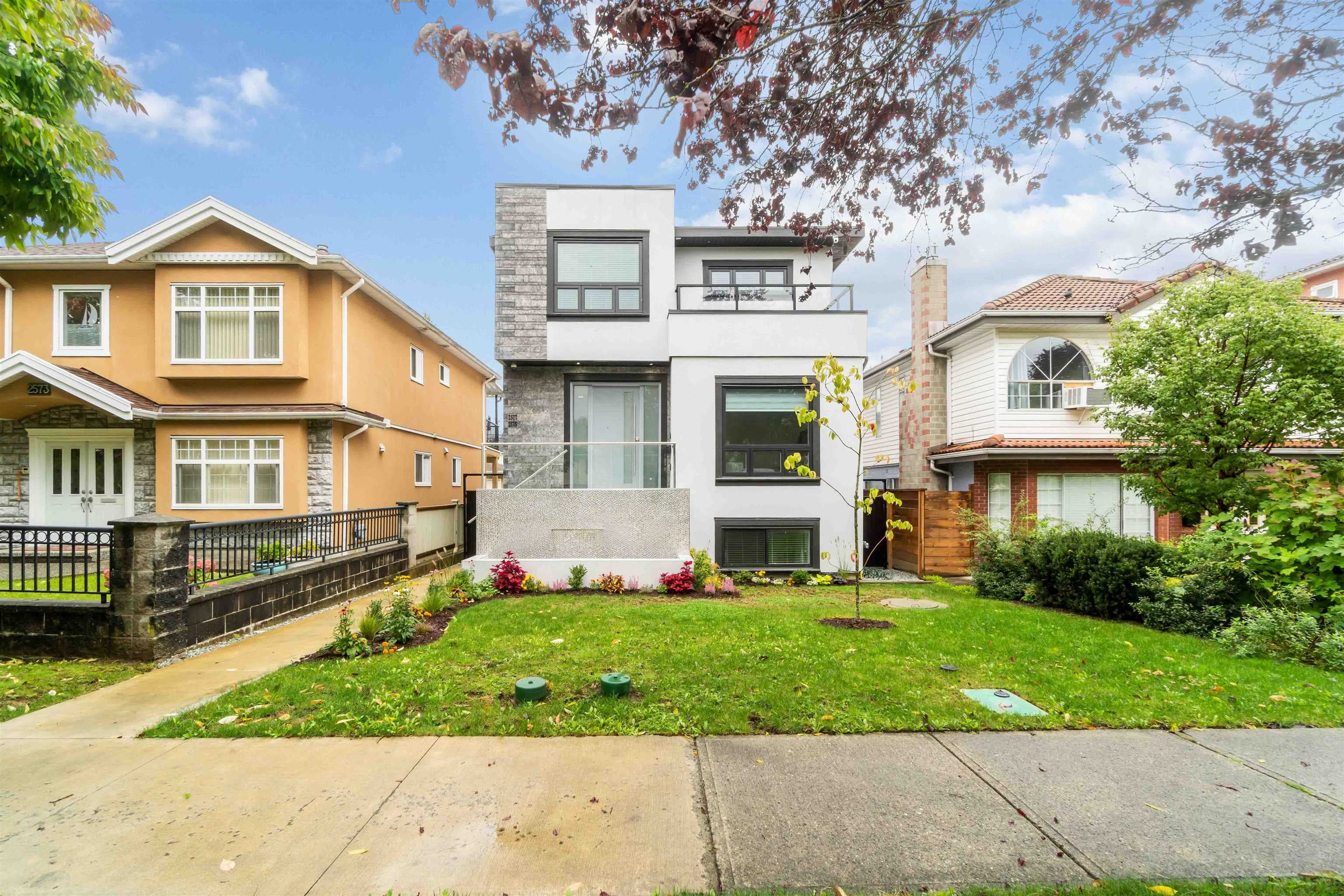 2577 Parker Street, Vancouver