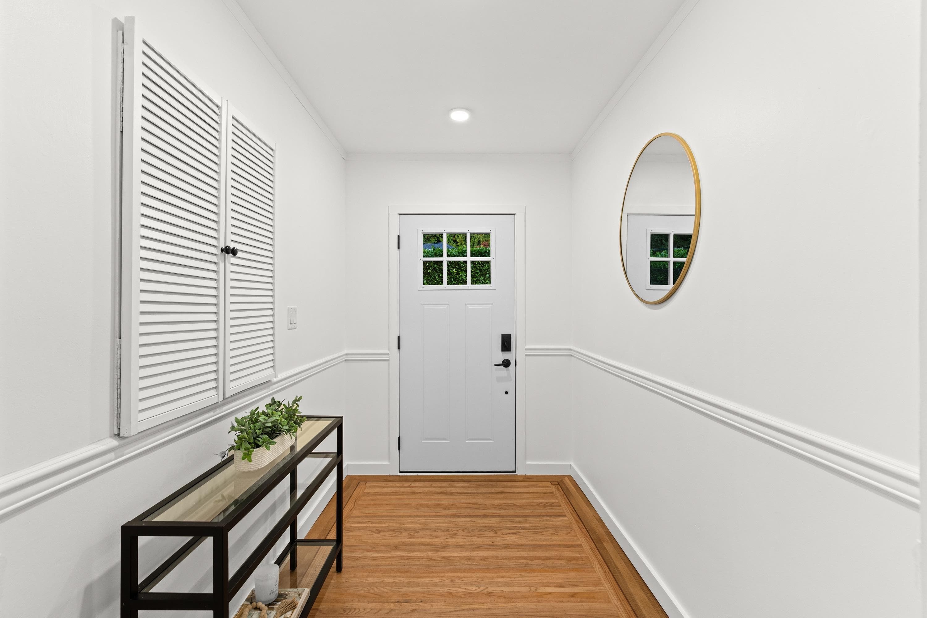 4123 Virginia Crescent, North Vancouver, V7R 3Z7 — photo 3