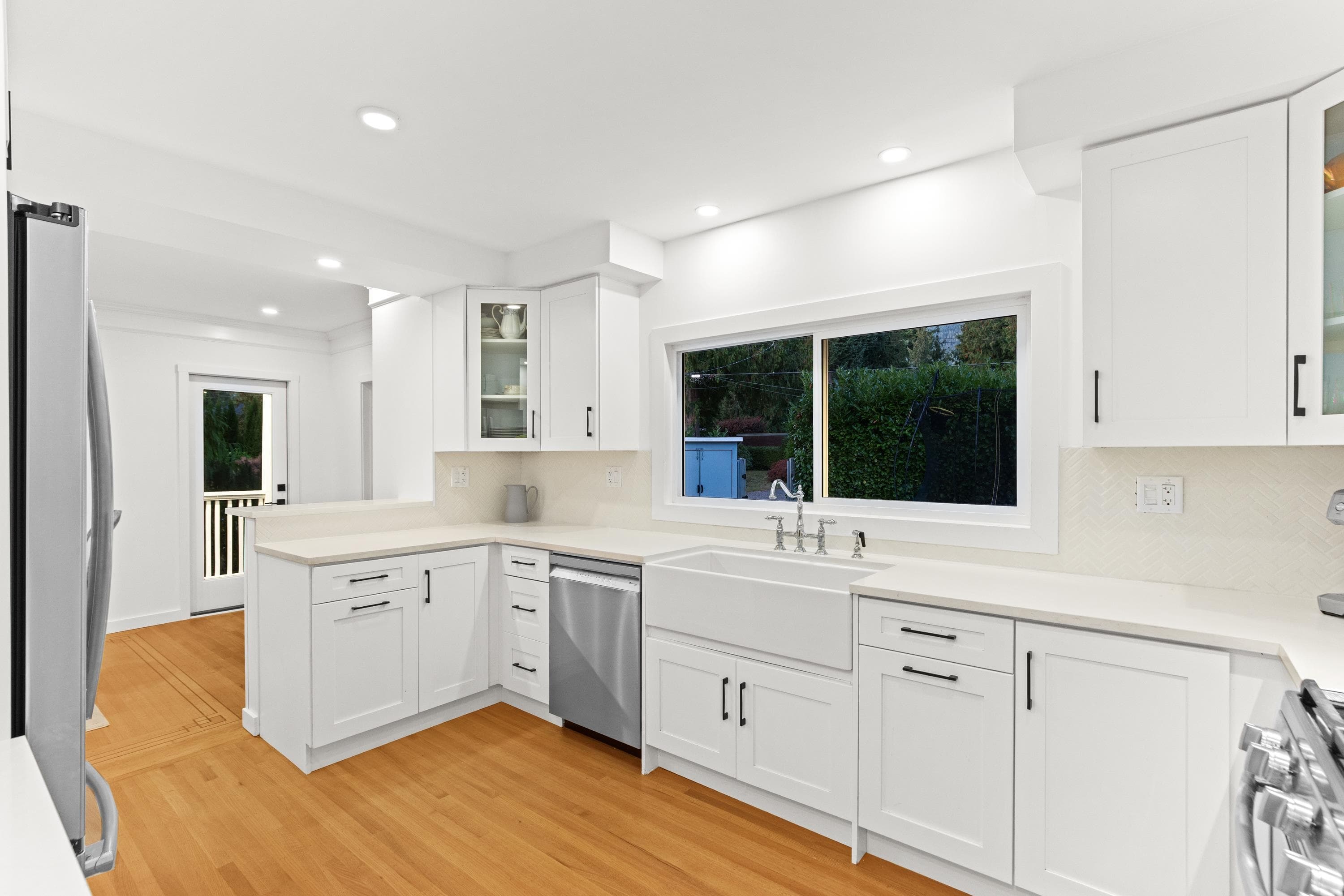 4123 Virginia Crescent, North Vancouver, V7R 3Z7 — photo 5