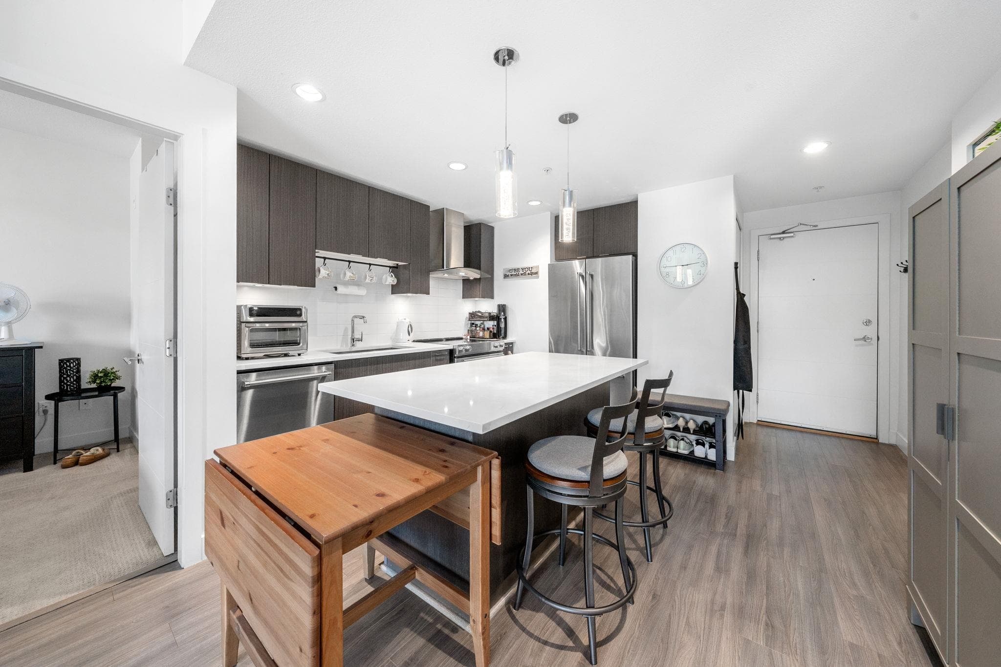 412 - 719 W 3rd Street, North Vancouver, V7M 0E7 — photo 3