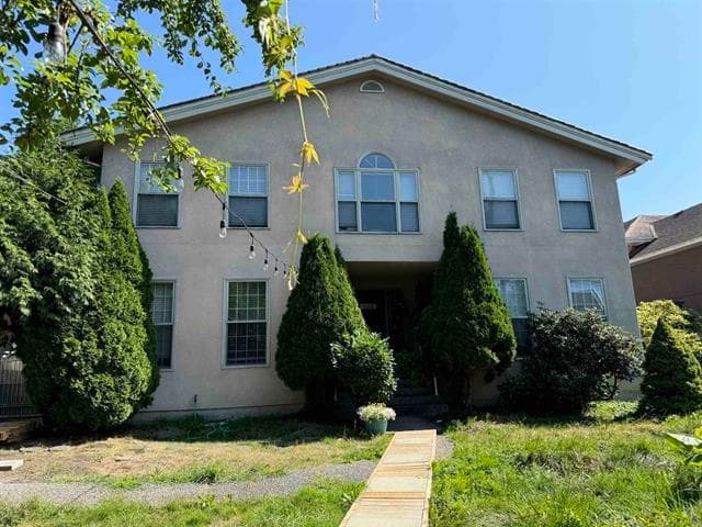 7426 Bridge Street, Richmond