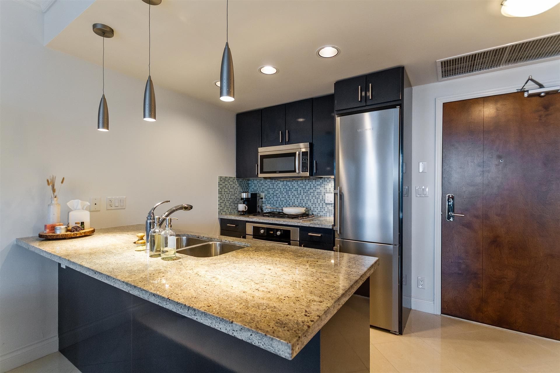 603 - 172 Victory Ship Way, North Vancouver, V7L 0B5 — photo 4