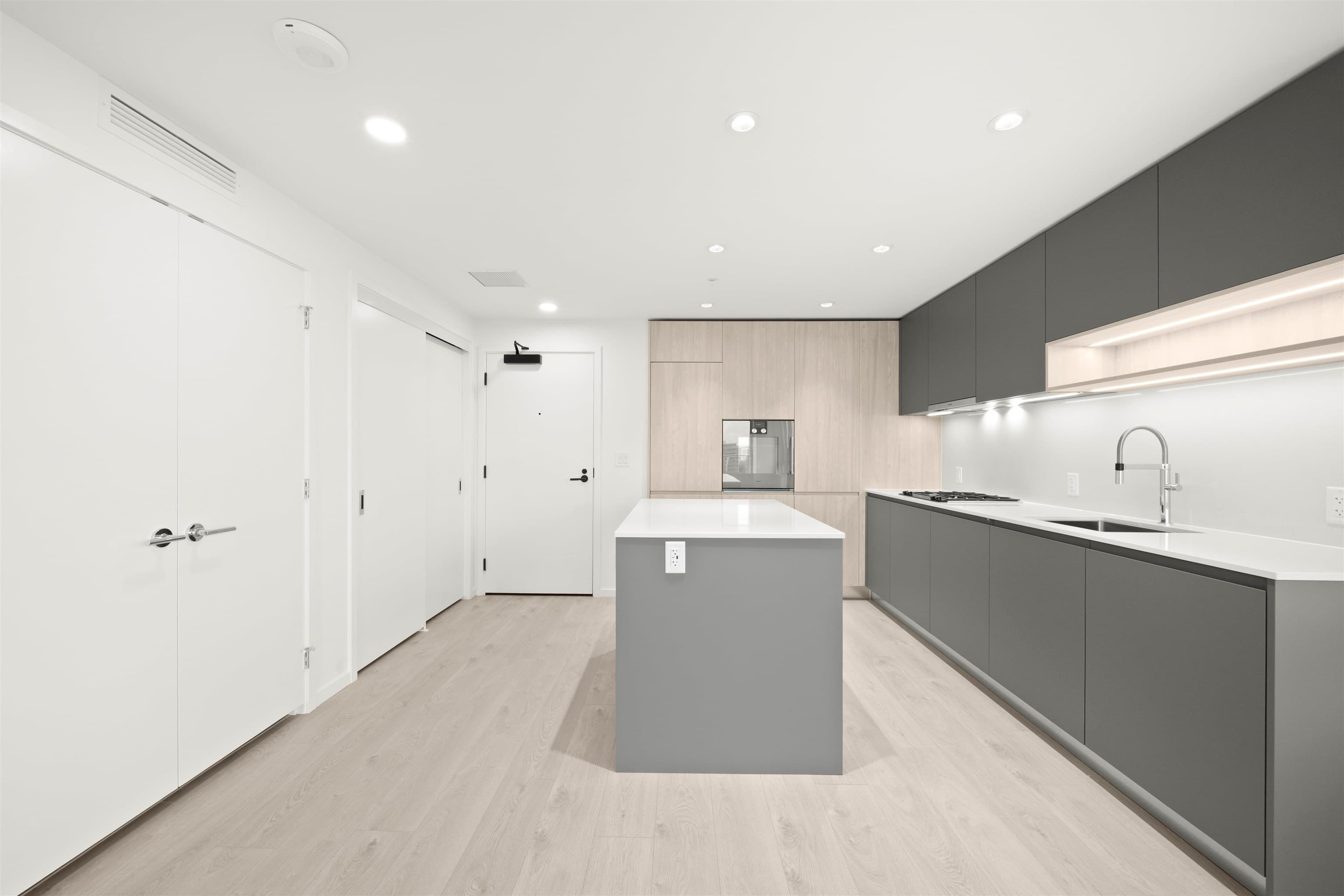 1201 - 6500 Minoru Boulevard, Richmond, V6Y 0N2 — photo 3