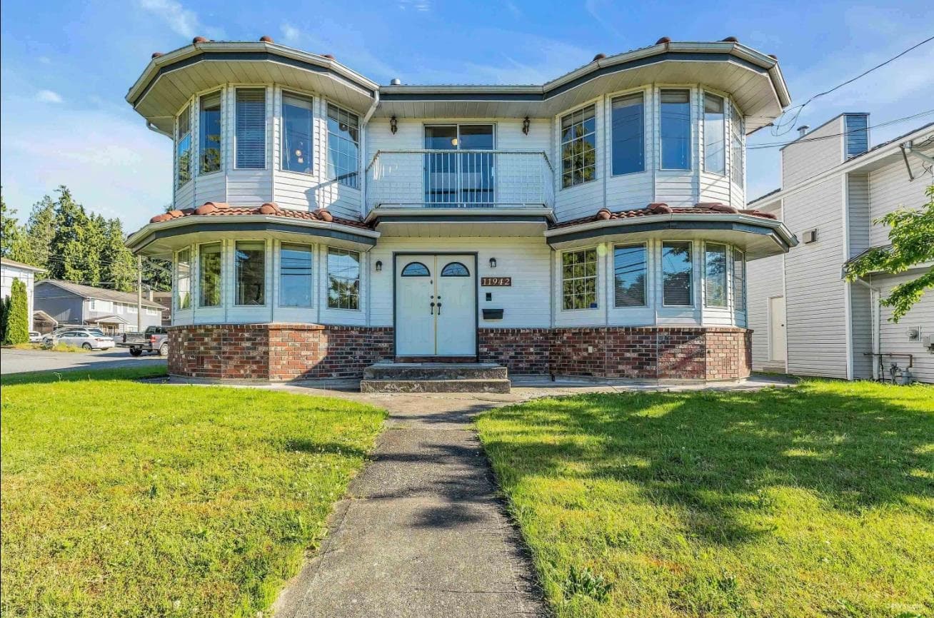 11942 99 Avenue, Surrey, V3V 2M5 — photo 2