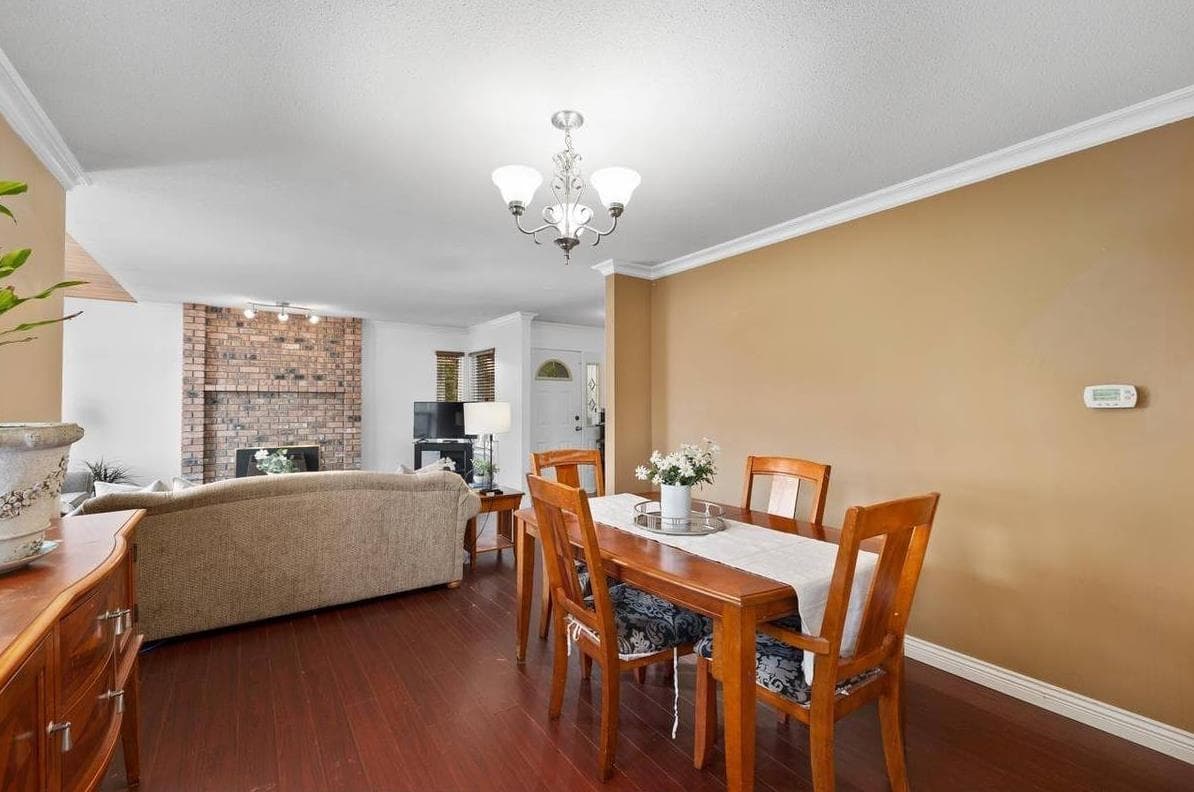 19093 Sundale Court, Surrey, V3S 7M6 — photo 3