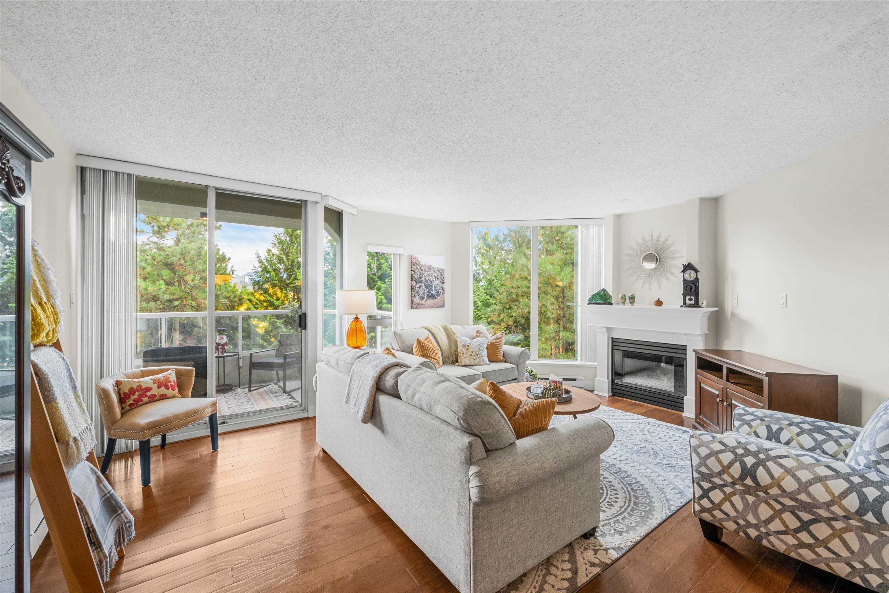 404 - 71 Jamieson Court, New Westminster, V3L 5R4 — photo 4