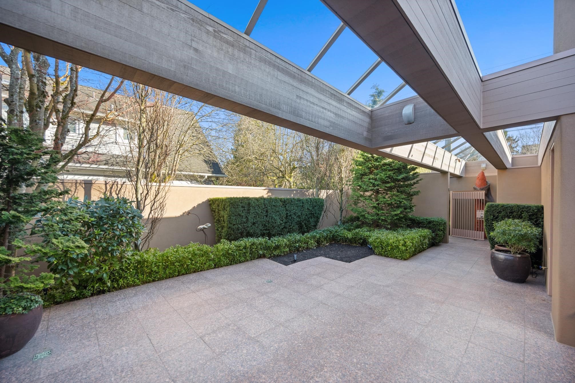 3513 Point Grey Road, Vancouver, V6R 1A7 — photo 5