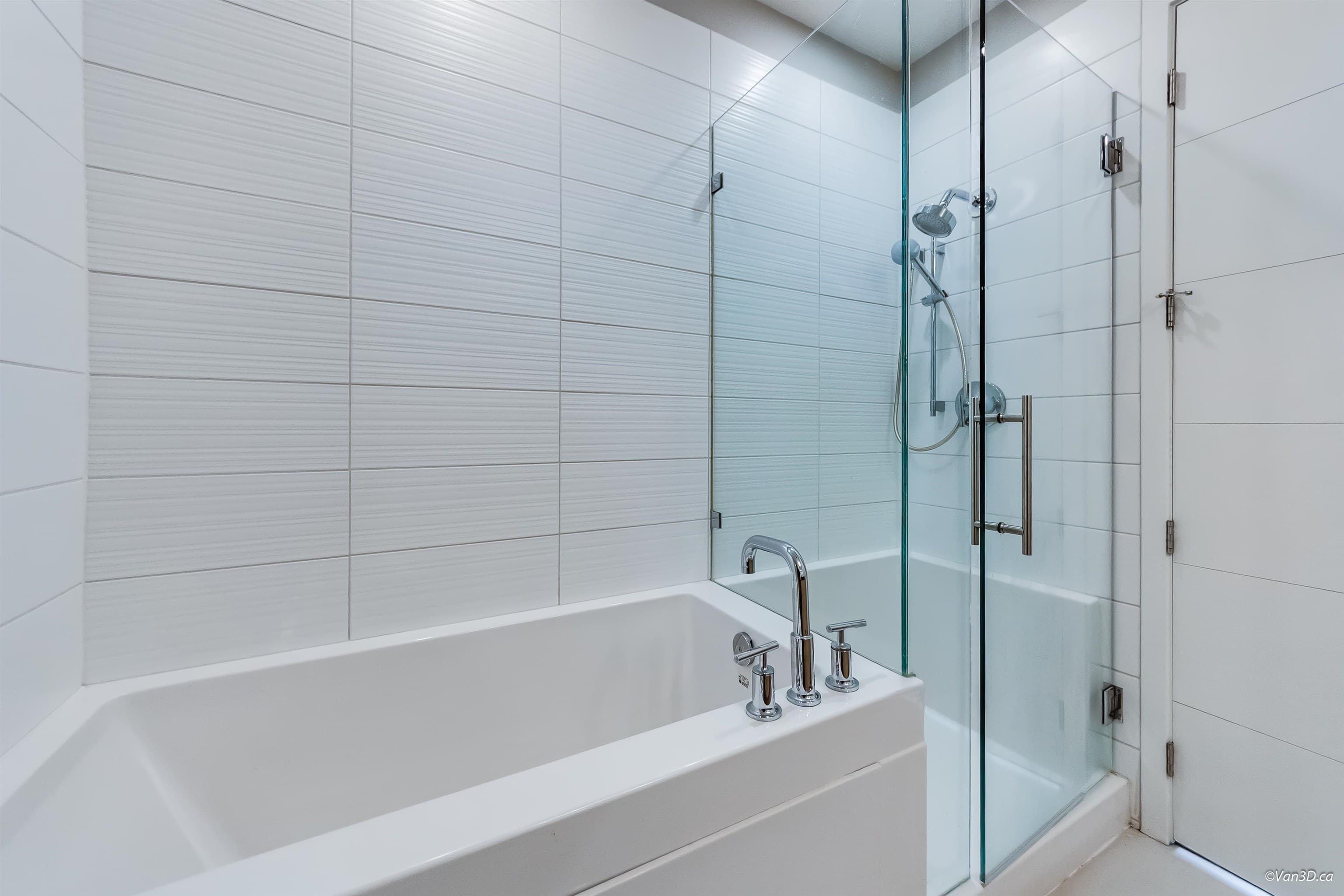 412 - 260 Salter Street, New Westminster, V3M 0J4 — photo 2