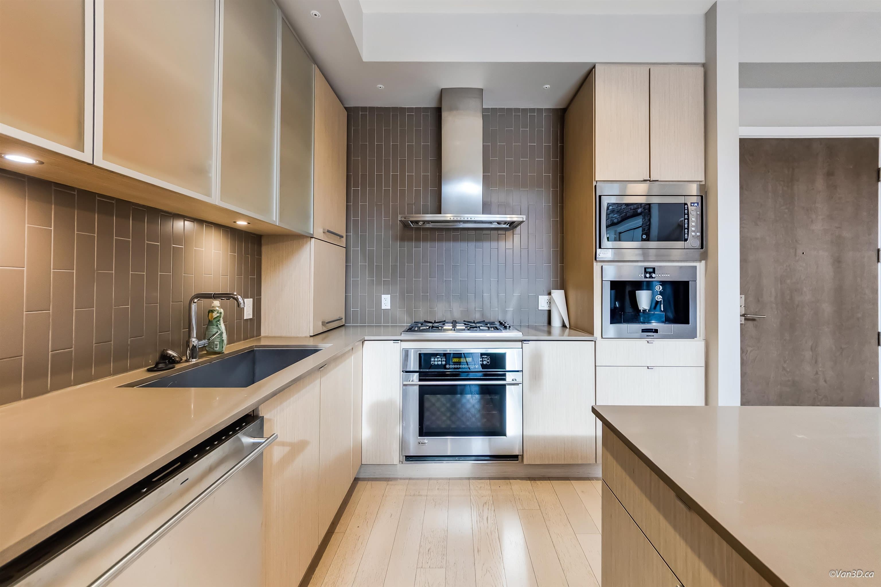 412 - 260 Salter Street, New Westminster, V3M 0J4 — photo 5