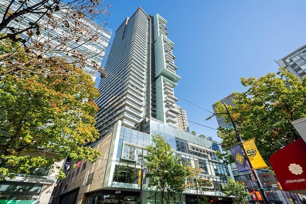 809 - 777 Richards Street, Vancouver — sold