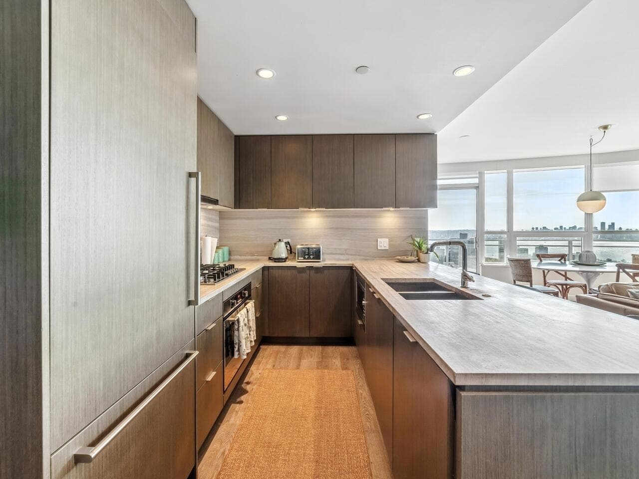 1006 - 112 E 13th Street, North Vancouver, V7L 0E4 — photo 4