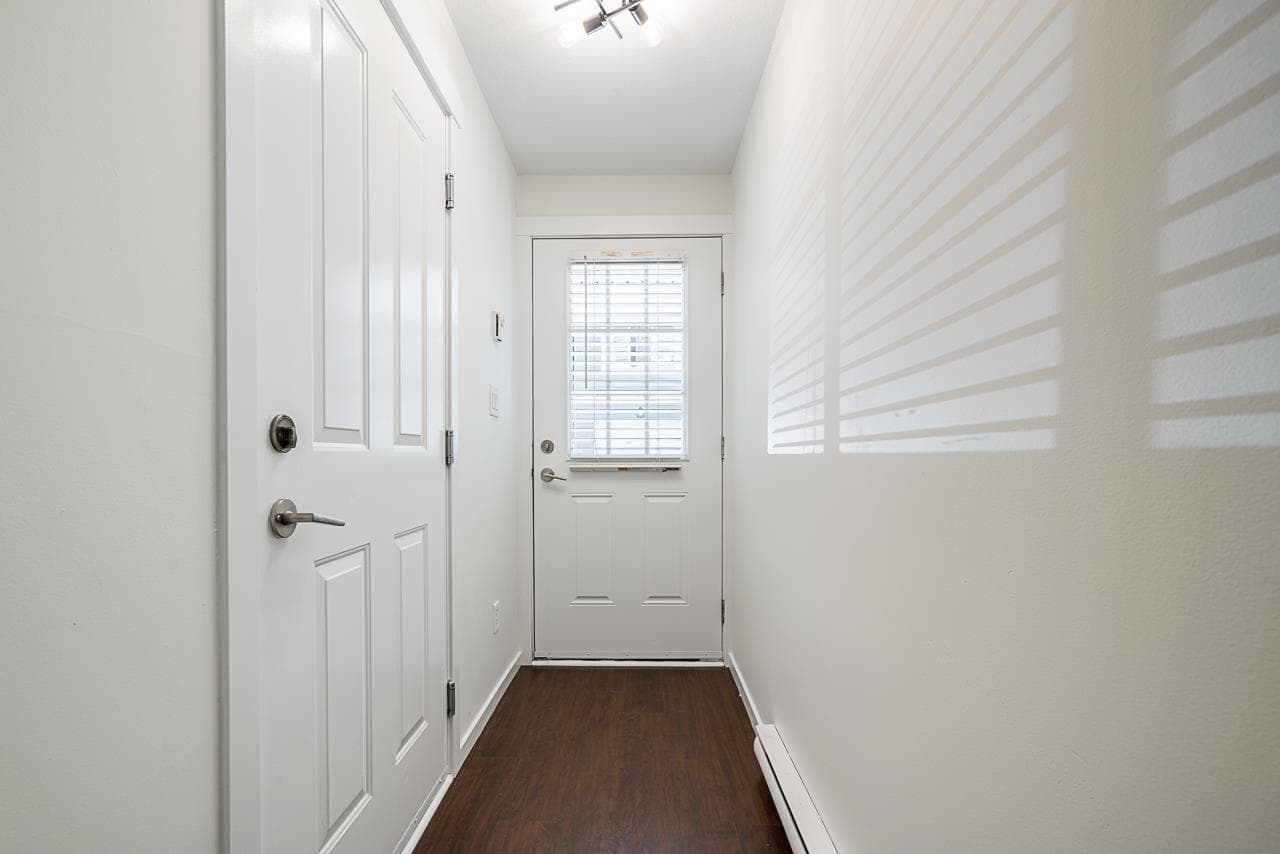 52 - 15155 62a Avenue, Surrey, V3S 8A6 — photo 2