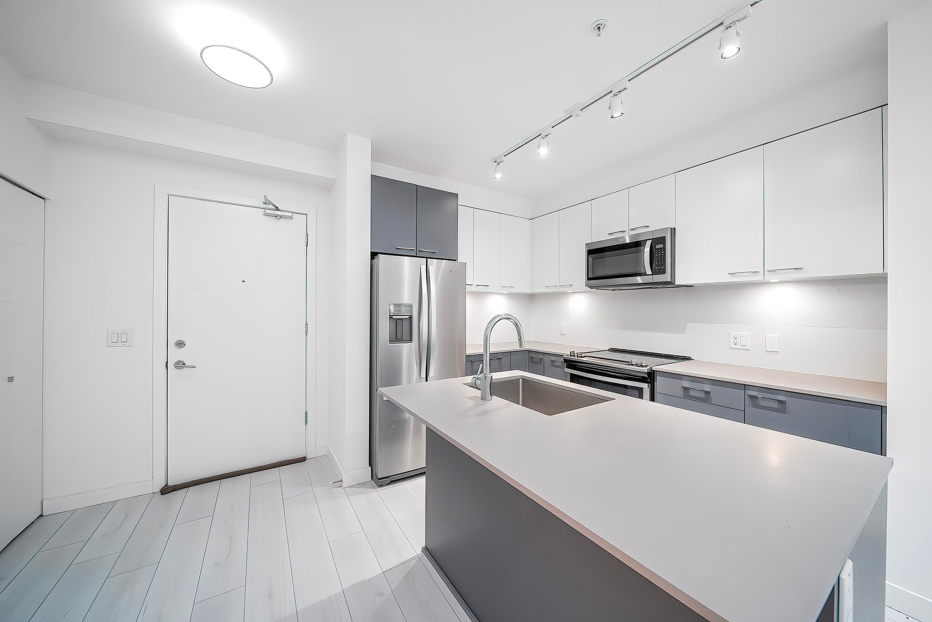 121 - 13963 105 Boulevard, Surrey, V3T 0M9 — photo 3