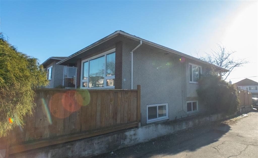 712 E 57 Avenue, Vancouver, V5X 1T2 — photo 2