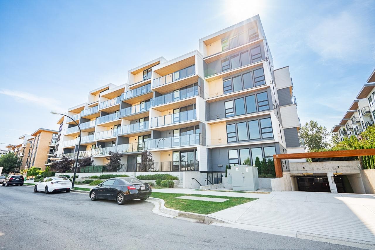 202 - 310 Salter Street, New Westminster, V3M 0N7 — photo 4