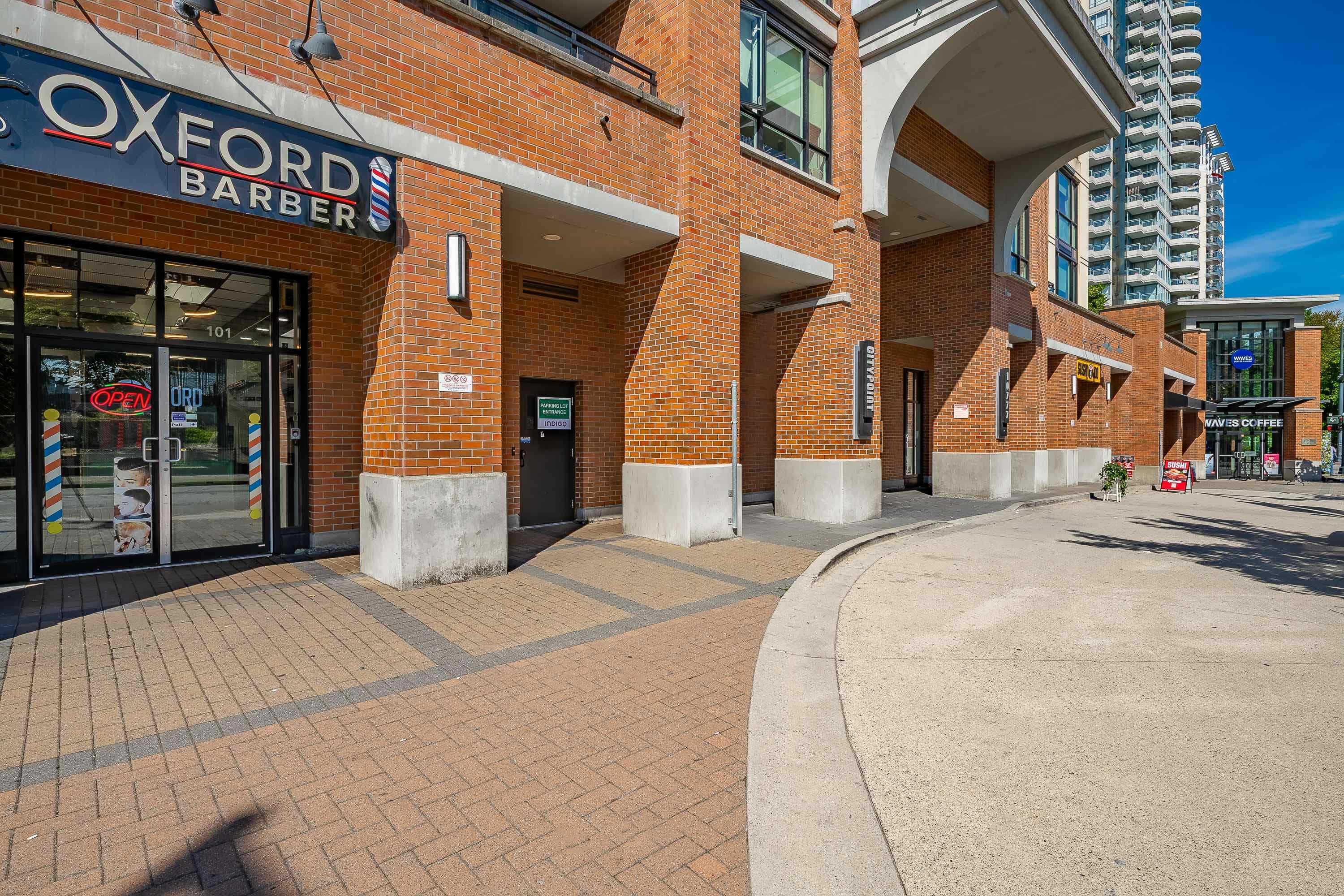 1705 - 10777 University Drive, Surrey, V3T 0E6 — photo 2