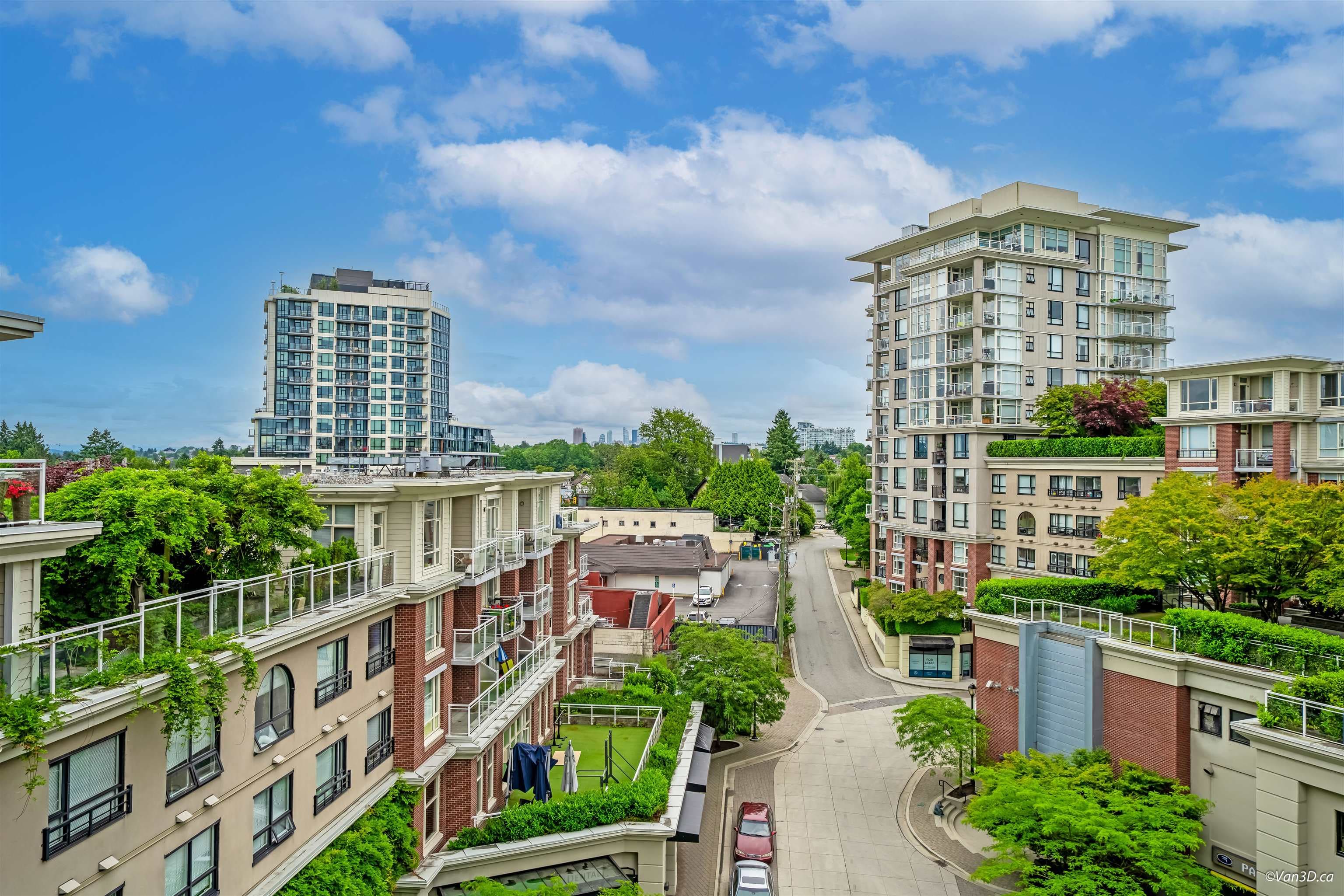 603 - 4028 Knight Street, Vancouver, V5N 5Y8 — photo 2