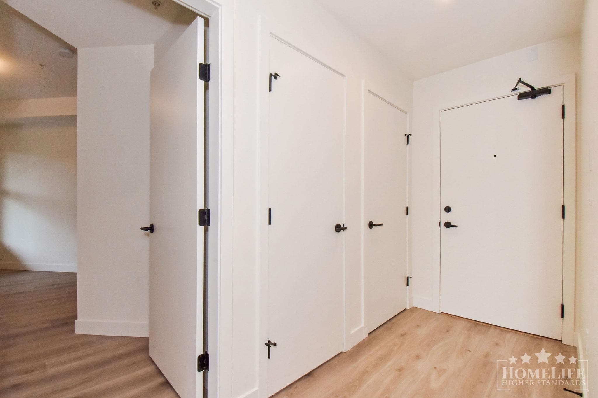 208 - 2620 152 Street, Surrey, V4P 1M8 — photo 4
