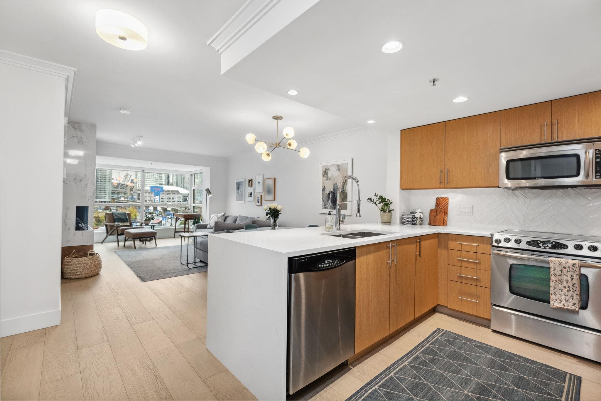 507 - 125 Milross Avenue, Vancouver, V6A 0A1 — photo 2